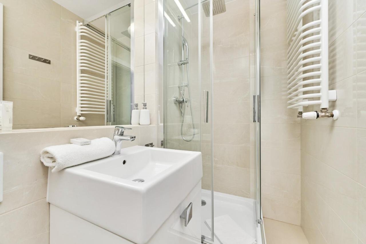 Modern Elegance Apartments Wroclaw With Ac By Noclegi Renters Dış mekan fotoğraf